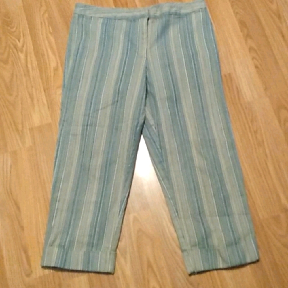 Ladies capris size 12